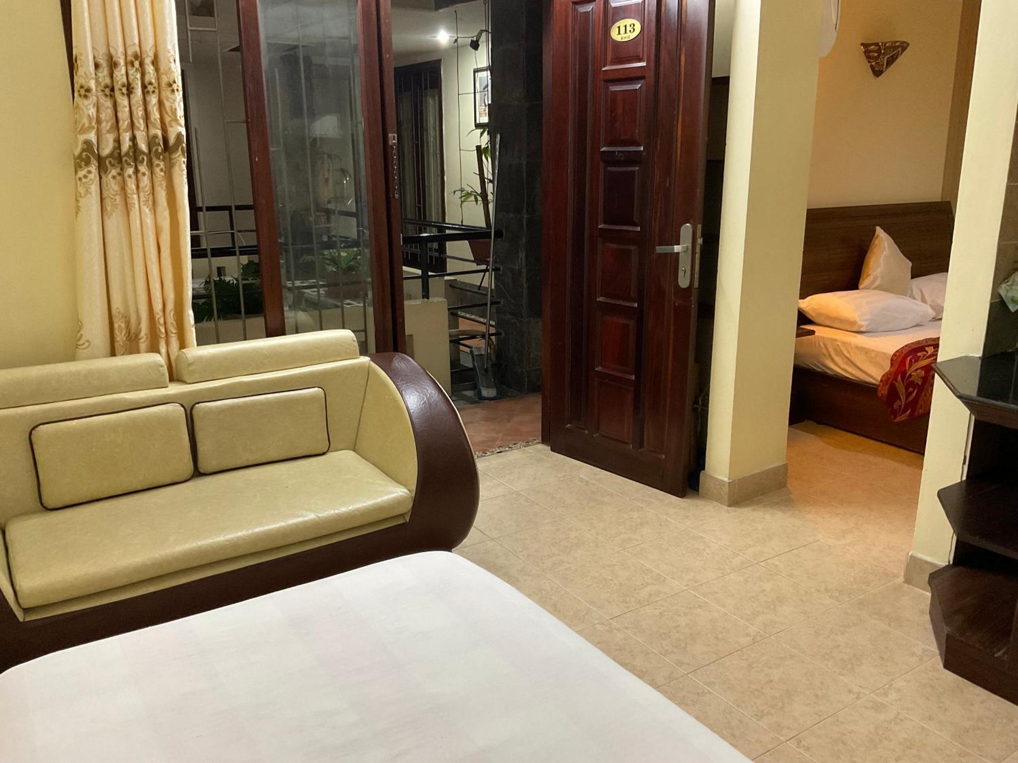 Khach San Minh Chau - Hoa Hung Otel Ho Şi Min Dış mekan fotoğraf