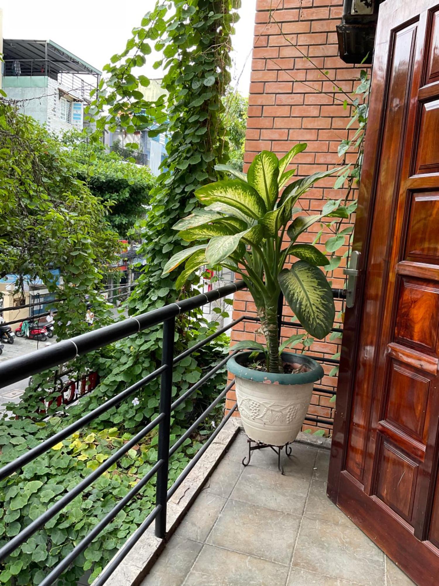 Khach San Minh Chau - Hoa Hung Otel Ho Şi Min Dış mekan fotoğraf