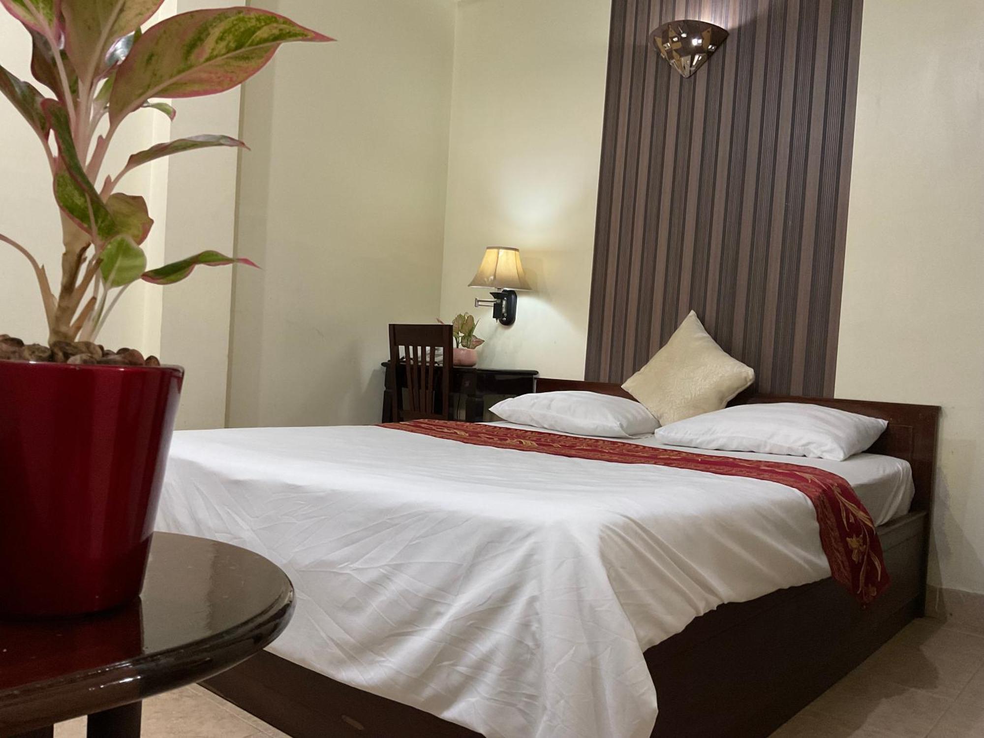 Khach San Minh Chau - Hoa Hung Otel Ho Şi Min Dış mekan fotoğraf
