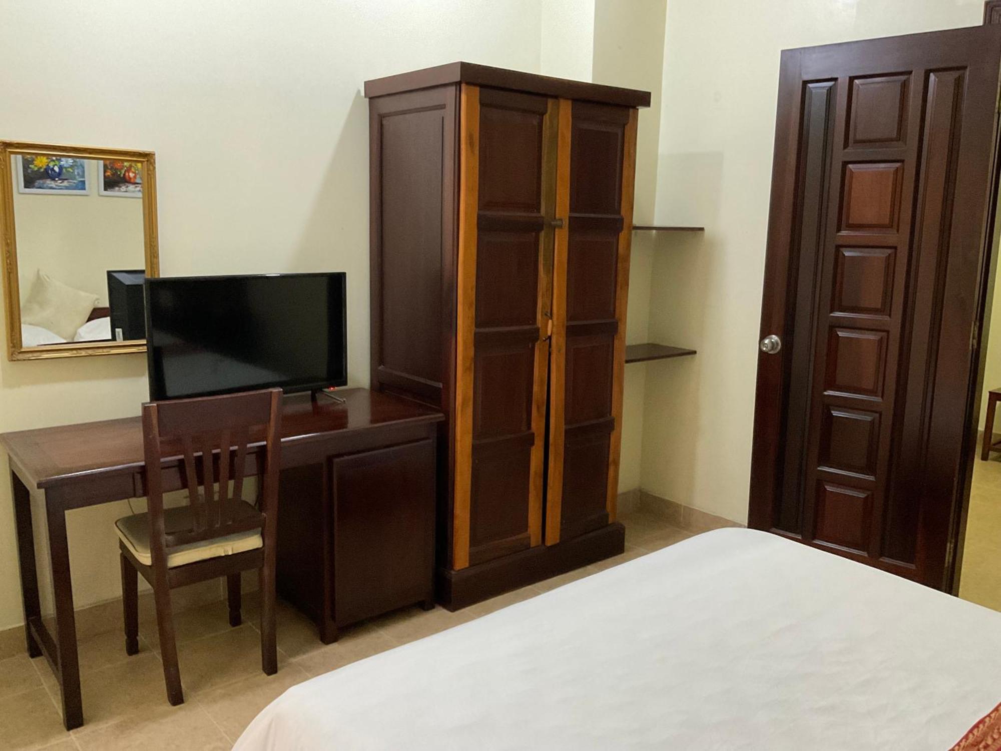 Khach San Minh Chau - Hoa Hung Otel Ho Şi Min Dış mekan fotoğraf
