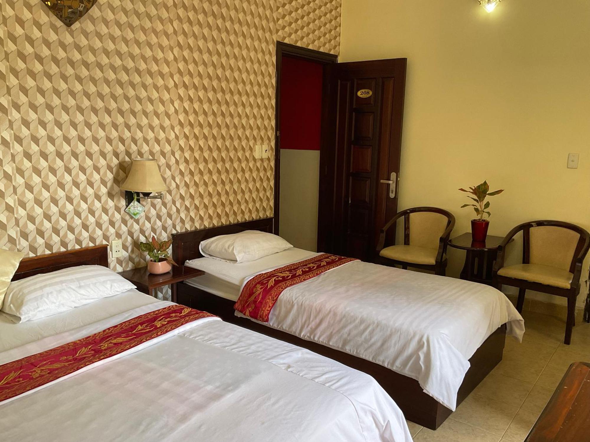 Khach San Minh Chau - Hoa Hung Otel Ho Şi Min Dış mekan fotoğraf